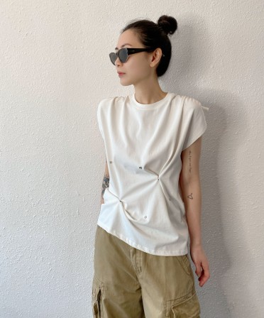 White Buttons Top #250427